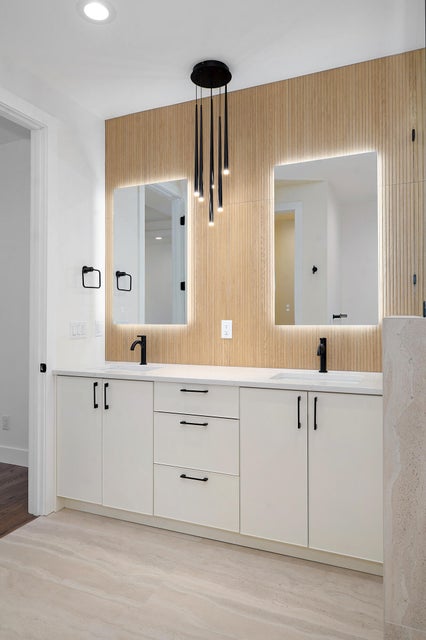 Custom cabinet hardware and joinery - 417 Build